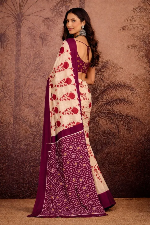 Leelavati_Printed_Floral_Print_Geometric_Print_Blocked_Printed_Daily_Wear_Pure_Cotton_Saree_Red_And_Pink