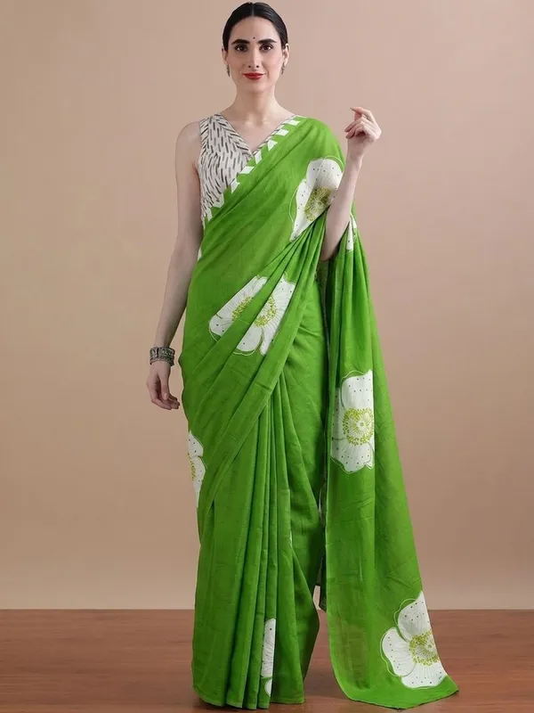 Leelavati_Printed_Floral_Print_Geometric_Print_Blocked_Printed_Daily_Wear_Pure_Cotton_Saree_Green