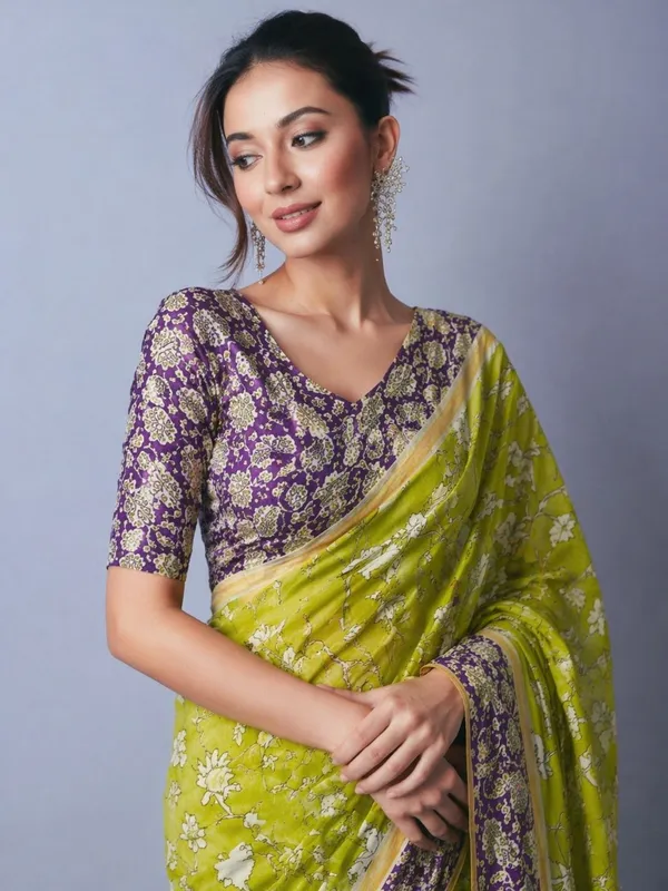 Leelavati_Printed_Floral_Print_Geometric_Print_Blocked_Printed_Daily_Wear_Pure_Cotton_Saree_Green