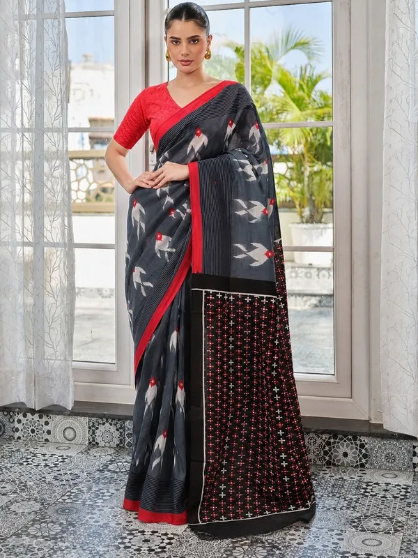 Leelavati_Printed_Floral_Print_Geometric_Print_Blocked_Printed_Daily_Wear_Pure_Cotton_Saree_Grey