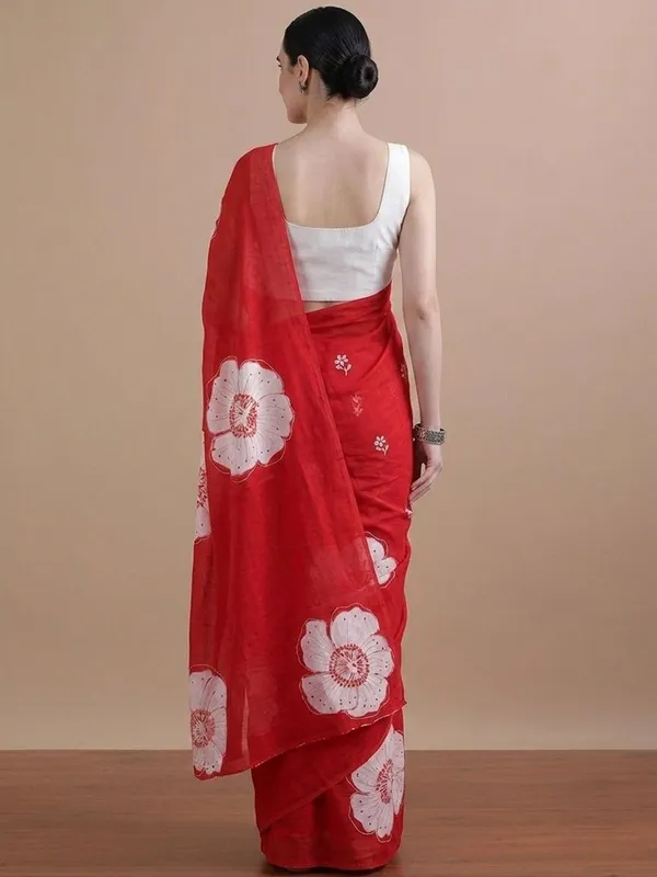 Leelavati_Printed_Floral_Print_Geometric_Print_Blocked_Printed_Daily_Wear_Pure_Cotton_Saree_Red