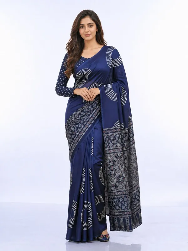Leelavati_Printed_Floral_Print_Geometric_Print_Blocked_Printed_Daily_Wear_Pure_Cotton_Saree_Blue