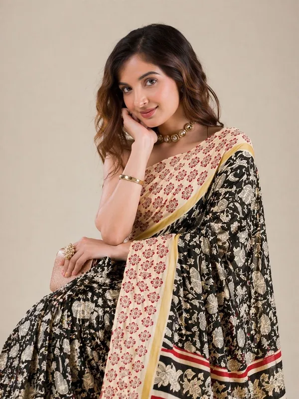 Leelavati_Printed_Floral_Print_Geometric_Print_Blocked_Printed_Daily_Wear_Pure_Cotton_Saree_Black