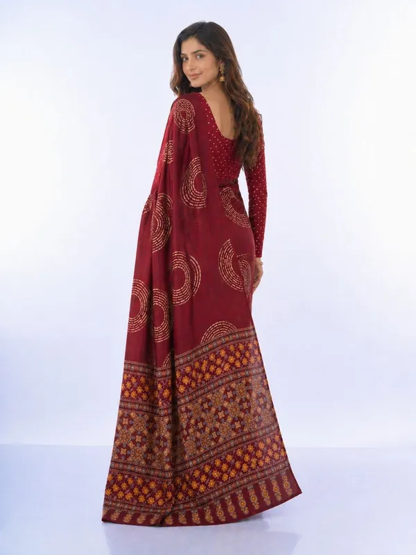 Leelavati_Printed_Floral_Print_Geometric_Print_Blocked_Printed_Daily_Wear_Pure_Cotton_Saree_Red