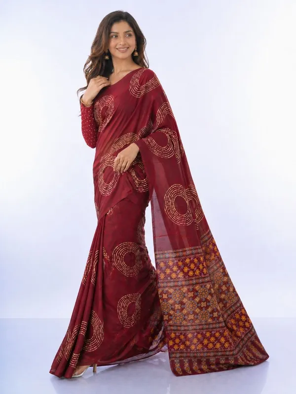 Leelavati_Printed_Floral_Print_Geometric_Print_Blocked_Printed_Daily_Wear_Pure_Cotton_Saree_Red