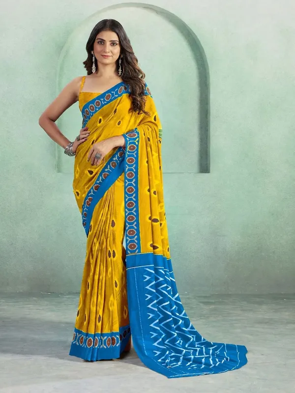 Leelavati_Printed_Floral_Print_Geometric_Print_Blocked_Printed_Daily_Wear_Pure_Cotton_Saree_Yellow