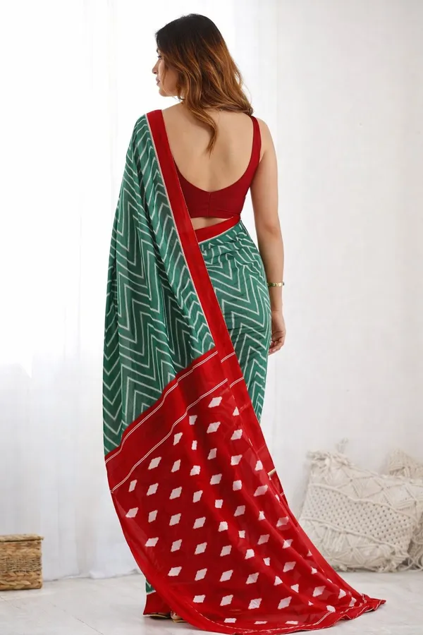 Leelavati_Printed_Floral_Print_Geometric_Print_Blocked_Printed_Daily_Wear_Pure_Cotton_Saree_Blue