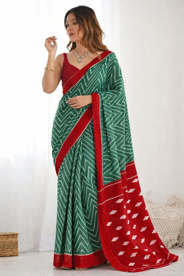 Leelavati_Printed_Floral_Print_Geometric_Print_Blocked_Printed_Daily_Wear_Pure_Cotton_Saree_Blue