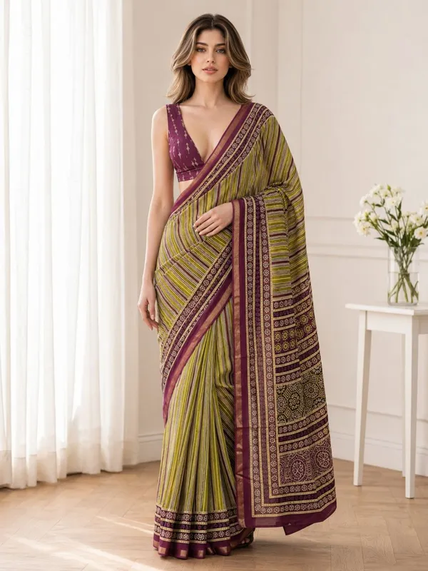 Leelavati_Printed_Floral_Print_Geometric_Print_Blocked_Printed_Woven_Daily_Wear_Pure_Cotton_Saree_Green