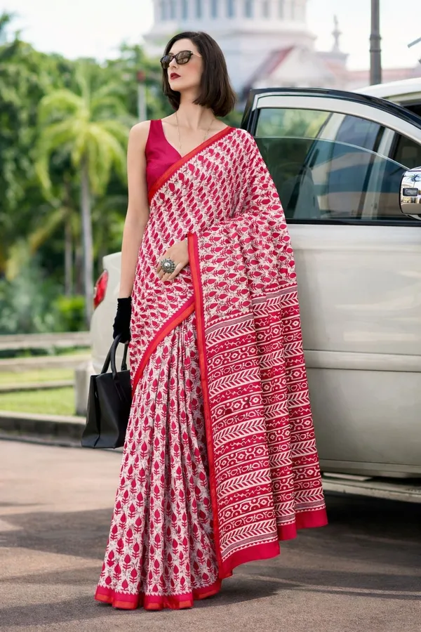 Leelavati_Printed_Floral_Print_Geometric_Print_Blocked_Printed_Woven_Daily_Wear_Pure_Cotton_Saree_Pink