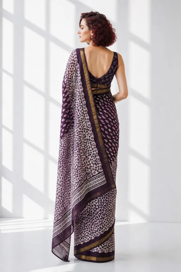 Leelavati_Printed_Floral_Print_Geometric_Print_Blocked_Printed_Woven_Daily_Wear_Pure_Cotton_Saree_Purple