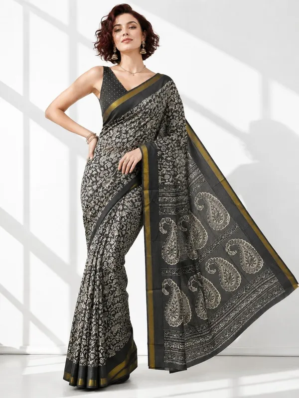 Leelavati_Printed_Floral_Print_Geometric_Print_Blocked_Printed_Woven_Daily_Wear_Pure_Cotton_Saree_Grey