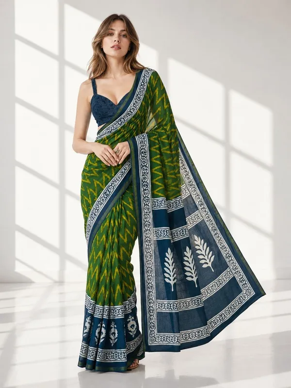 Leelavati_Printed_Floral_Print_Geometric_Print_Blocked_Printed_Woven_Daily_Wear_Pure_Cotton_Saree_Green