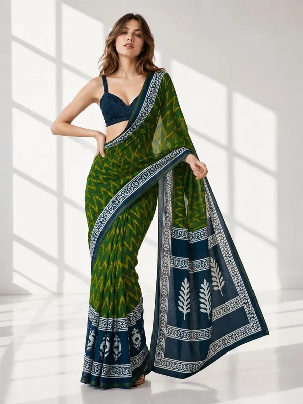 Leelavati_Printed_Floral_Print_Geometric_Print_Blocked_Printed_Woven_Daily_Wear_Pure_Cotton_Saree_Green