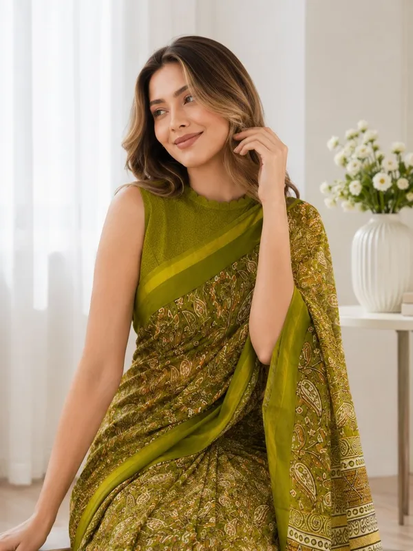 Leelavati_Printed_Floral_Print_Geometric_Print_Blocked_Printed_Woven_Daily_Wear_Pure_Cotton_Saree_Green