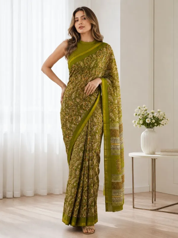 Leelavati_Printed_Floral_Print_Geometric_Print_Blocked_Printed_Woven_Daily_Wear_Pure_Cotton_Saree_Green