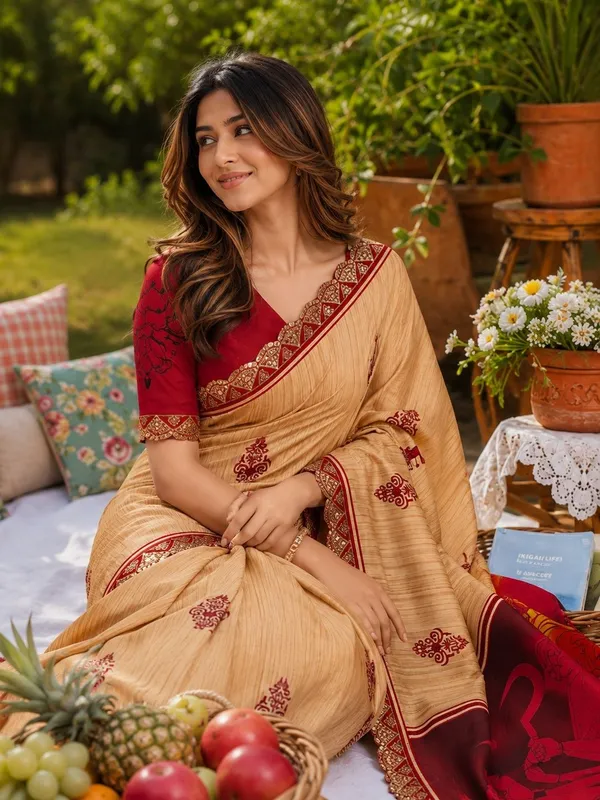 Leelavati_Embellished_Embroidered_Printed_Blocked_Printed_Daily_Wear_Pure_Cotton_Saree_Beige_And_Red