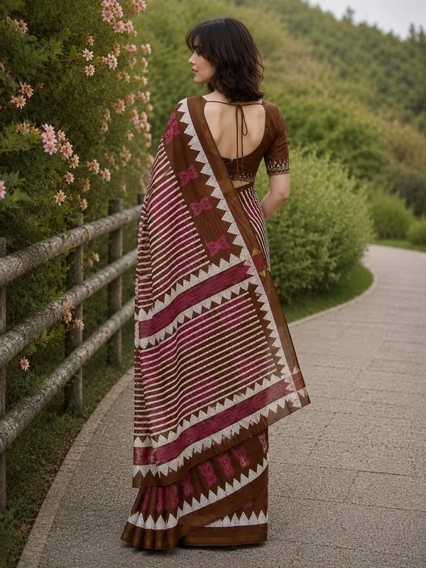 Leelavati_Printed_Floral_Print_Geometric_Print_Blocked_Printed_Woven_Daily_Wear_Pure_Cotton_Saree_Brown