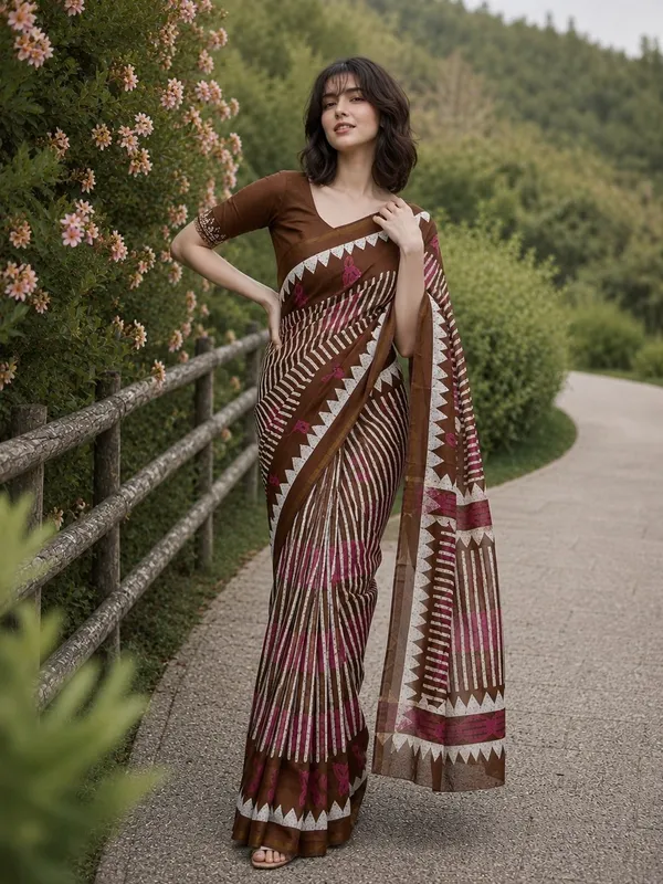 Leelavati_Printed_Floral_Print_Geometric_Print_Blocked_Printed_Woven_Daily_Wear_Pure_Cotton_Saree_Brown