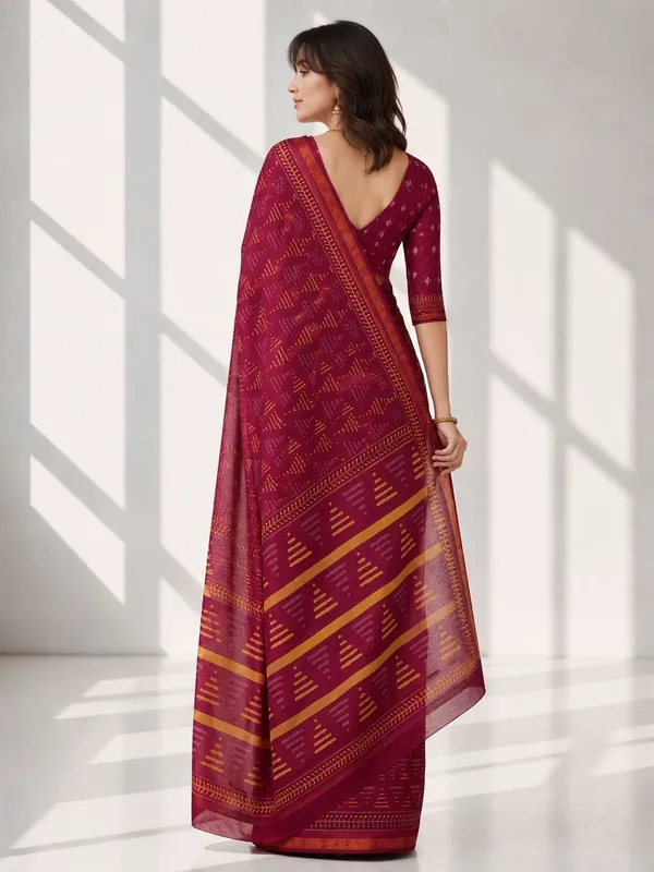 Leelavati_Printed_Floral_Print_Geometric_Print_Blocked_Printed_Woven_Daily_Wear_Pure_Cotton_Saree_Pink