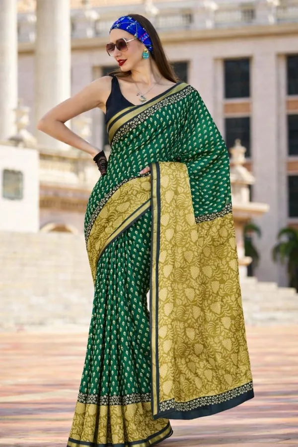 Leelavati_Printed_Floral_Print_Geometric_Print_Blocked_Printed_Woven_Daily_Wear_Pure_Cotton_Saree_Green