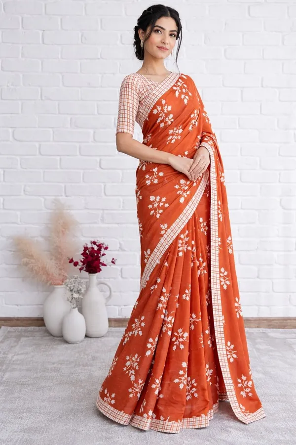 Leelavati_Printed_Floral_Print_Geometric_Print_Blocked_Printed_Daily_Wear_Pure_Cotton_Saree_Red