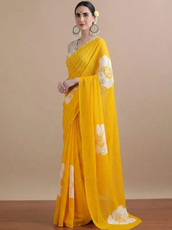 Leelavati_Printed_Floral_Print_Geometric_Print_Blocked_Printed_Daily_Wear_Pure_Cotton_Saree_Yellow