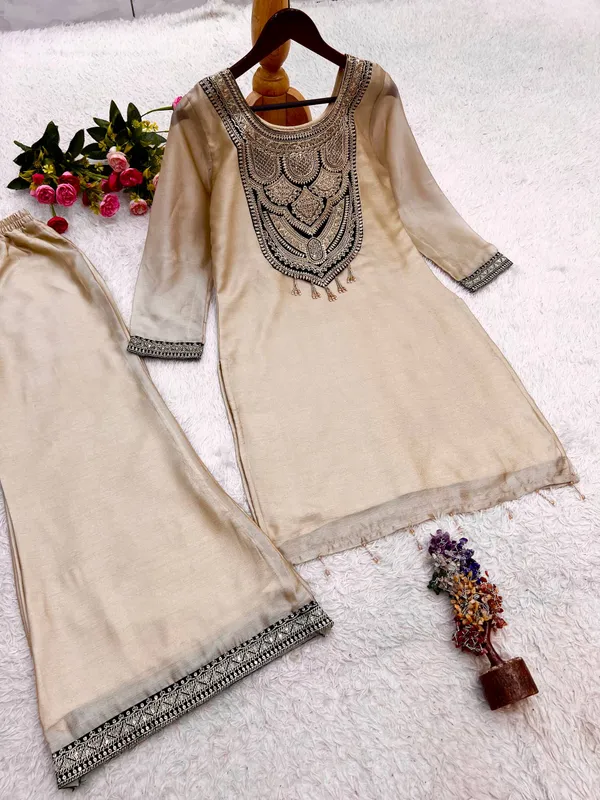1🧚🏻_*INTRODUSING__NEW_ELEGANT_DESIGN_2_PIECE_CODSET_COLLECTION_IN_BEAUTIFUL_TOP_AND_PLAZZO*_🔥🥰