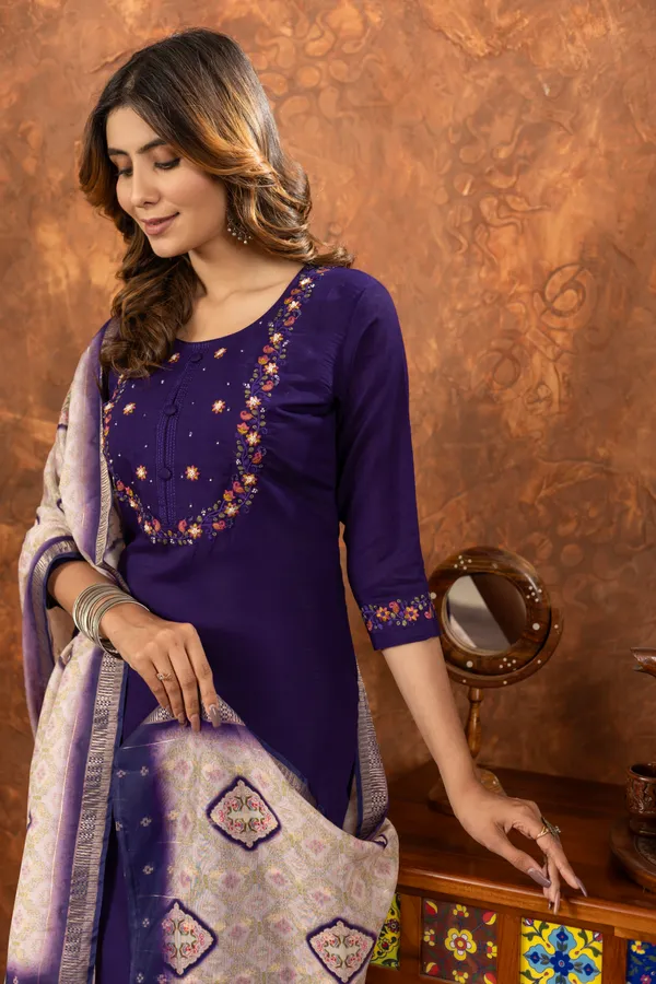 Purple_Marina_Silk_Embroidered_Kurti_With_Pant_And_Dupatta_For_Women