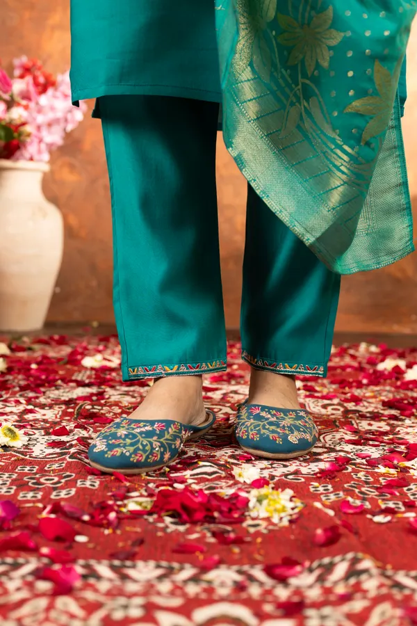 Rama_Green_Marina_Silk_Embroidered_Kurti_With_Pant_And_Dupatta_For_Women