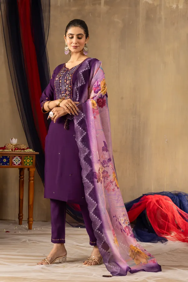 Purple_Roman_Silk_Embroidered_Kurti_With_Pant_And_Dupatta_For_Women