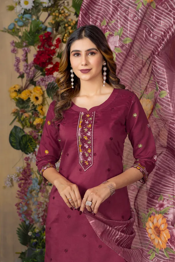 Pink_Roman_Silk_Embroidered_Kurti_With_Pant_And_Dupatta_For_Women