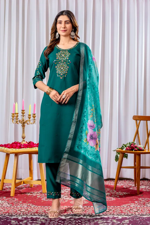 Green_Viscose_Silk_Embroidery_Kurti_With_Pant_And_Dupatta_For_Women