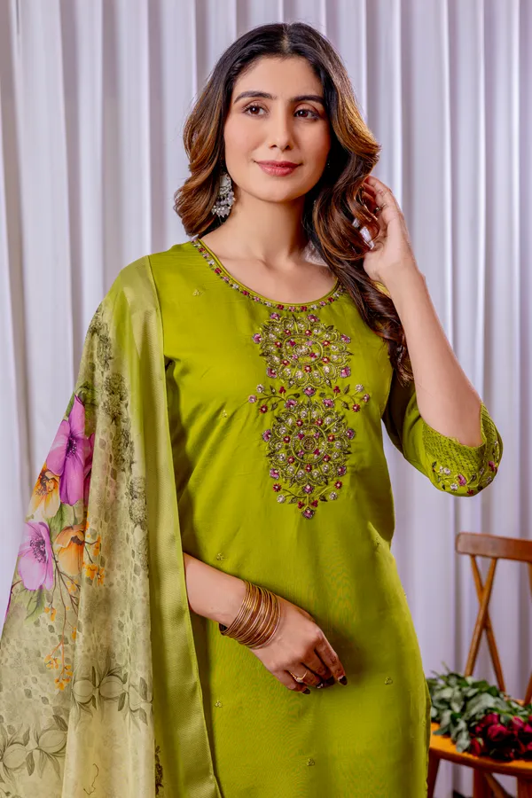 Parrot_Green_Viscose_Silk_Embroidered_Kurti_With_Pant_And_Dupatta_For_Women