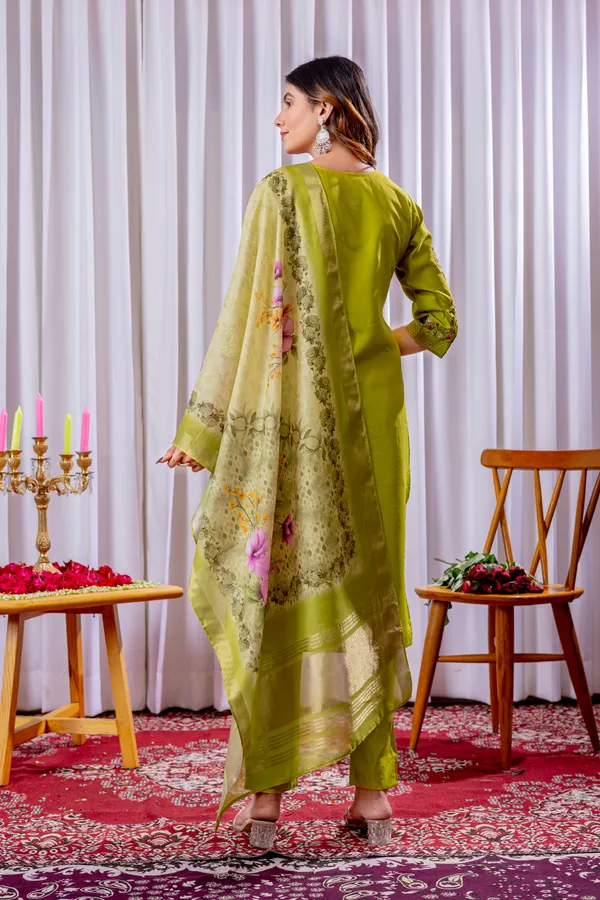 Parrot_Green_Viscose_Silk_Embroidered_Kurti_With_Pant_And_Dupatta_For_Women