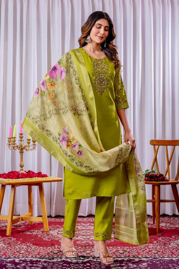 Parrot_Green_Viscose_Silk_Embroidered_Kurti_With_Pant_And_Dupatta_For_Women