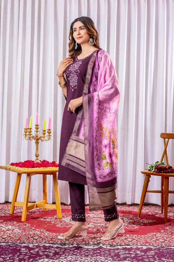 Wine_Viscose_Silk_Straight_Kurti_With_Pant_And_Dupatta_For_Women