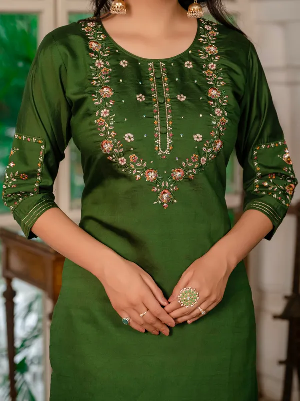 Mehndi_Green_Marina_Silk_Embroidered_Kurti_With_Pant_And_Dupatta_For_Women