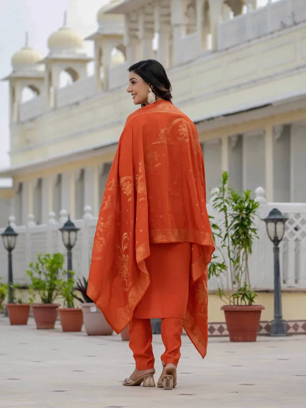 Orange_Roman_Silk_Sequins_Embroidered_Kurti_With_Pant_And_Dupatta_For_Women