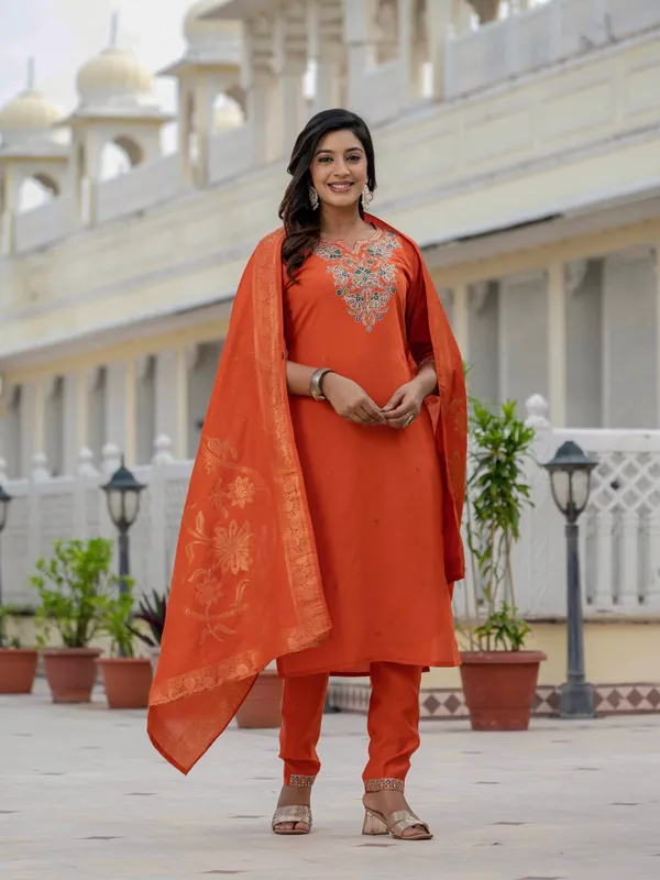 Orange_Roman_Silk_Sequins_Embroidered_Kurti_With_Pant_And_Dupatta_For_Women