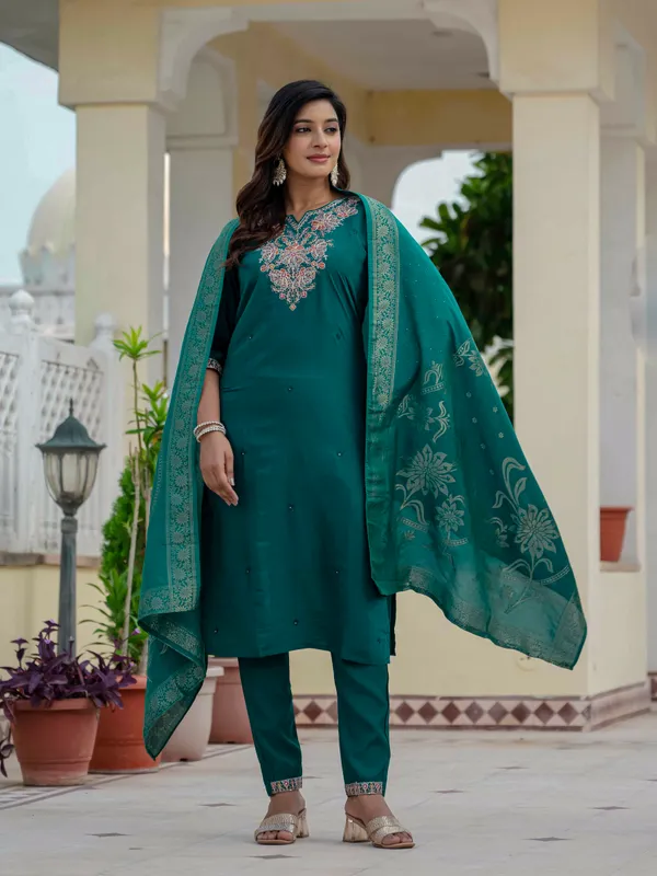 Rama_Green_Roman_Silk_Embroidered_Kurti_With_Pant_And_Dupatta_For_Women