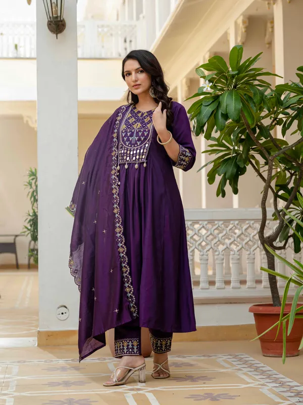 Purple_Viscose_Roman_Silk_Anarkali_Kurti_With_Pant_And_Dupatta_For_Women
