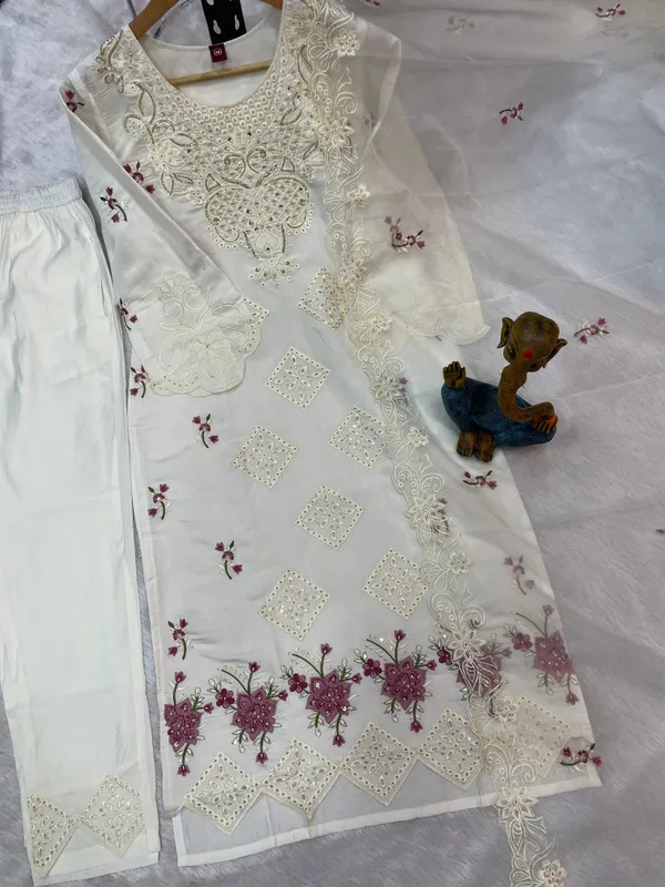 White_Viscose_Roman_Embroidered_Kurti_With_Pant_And_Dupatta_For_Women
