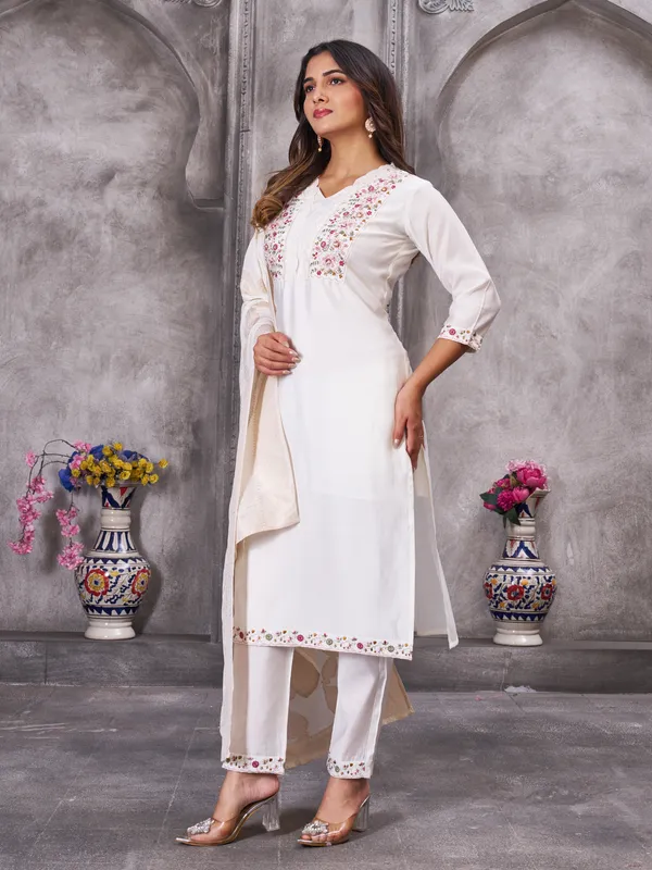 White_Roman_Silk_Sequins_Embroidery_Kurti_With_Pant_And_Dupatta_For_Women