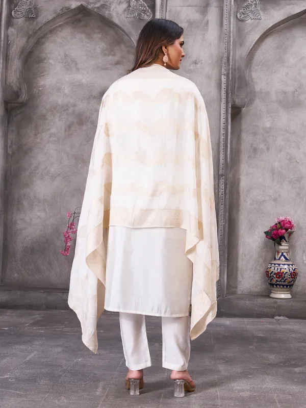White_Roman_Silk_Sequins_Embroidery_Kurti_With_Pant_And_Dupatta_For_Women