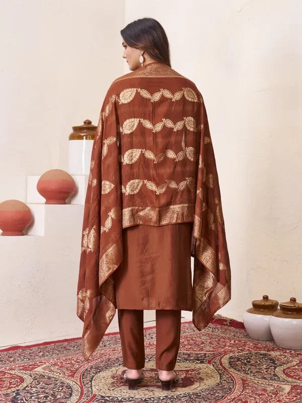 Coffee_Roman_Silk_Embroidered_Kurti_With_Pant_And_Dupatta_For_Women