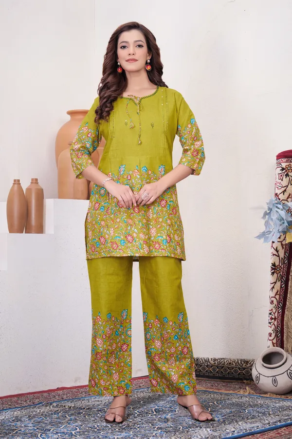 Lemon_Yellow_Cotton_Printed_Co-Ords_Set_For_Women