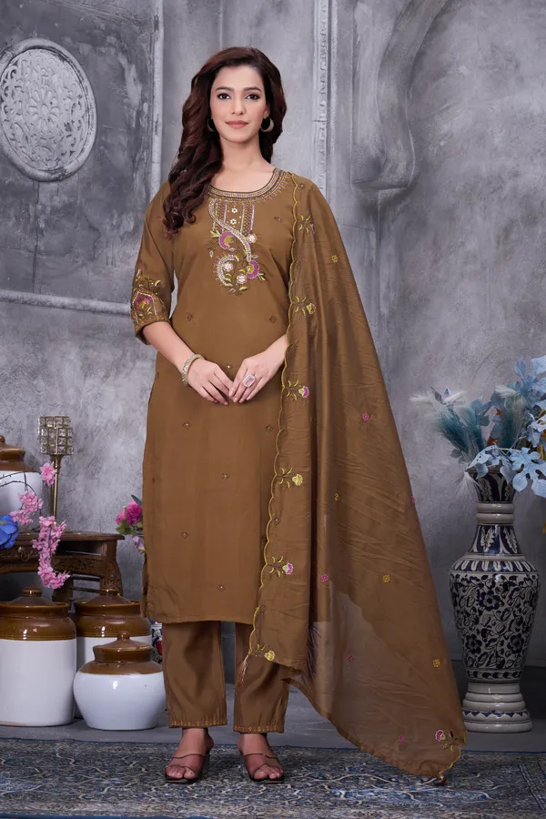 Brown_Roman_Silk_Embroidered_Kurti_With_Pant_And_Dupatta_For_Women