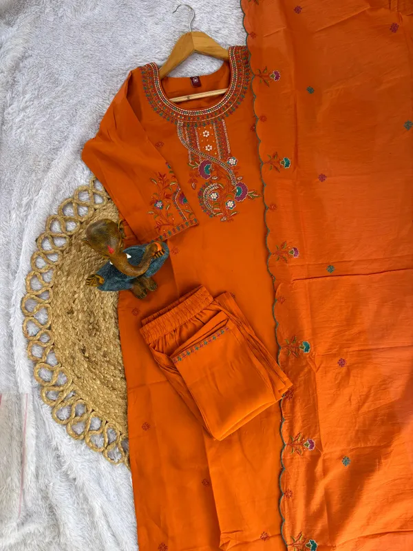 Orange_Roman_Silk_Embroidered_Kurti_With_Pant_And_Dupatta_For_Women