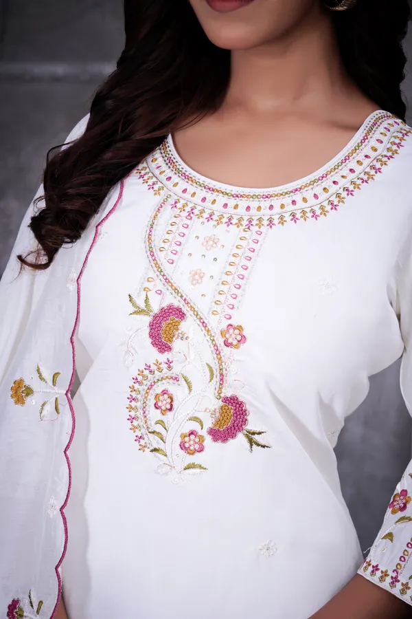 White_Roman_Silk_Embroidery_Kurti_With_Pant_And_Dupatta_For_Women